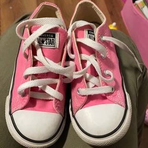 Toddler girl converse